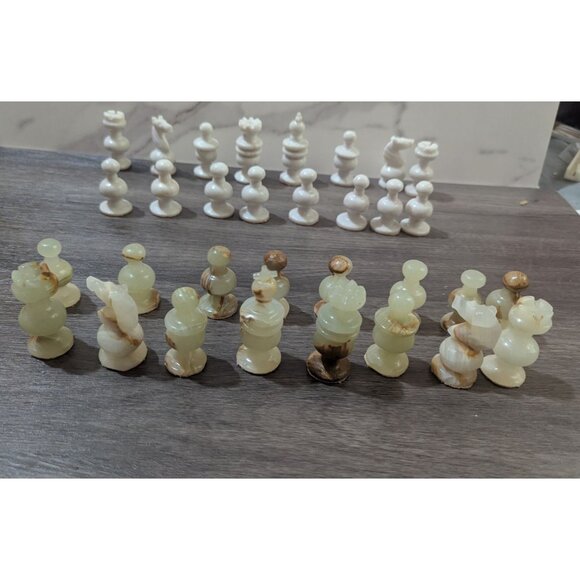 Handcrafted Marble Chess Set 32 Pieces Ornate Design Board Game Decor no board - Picture 15 of 16